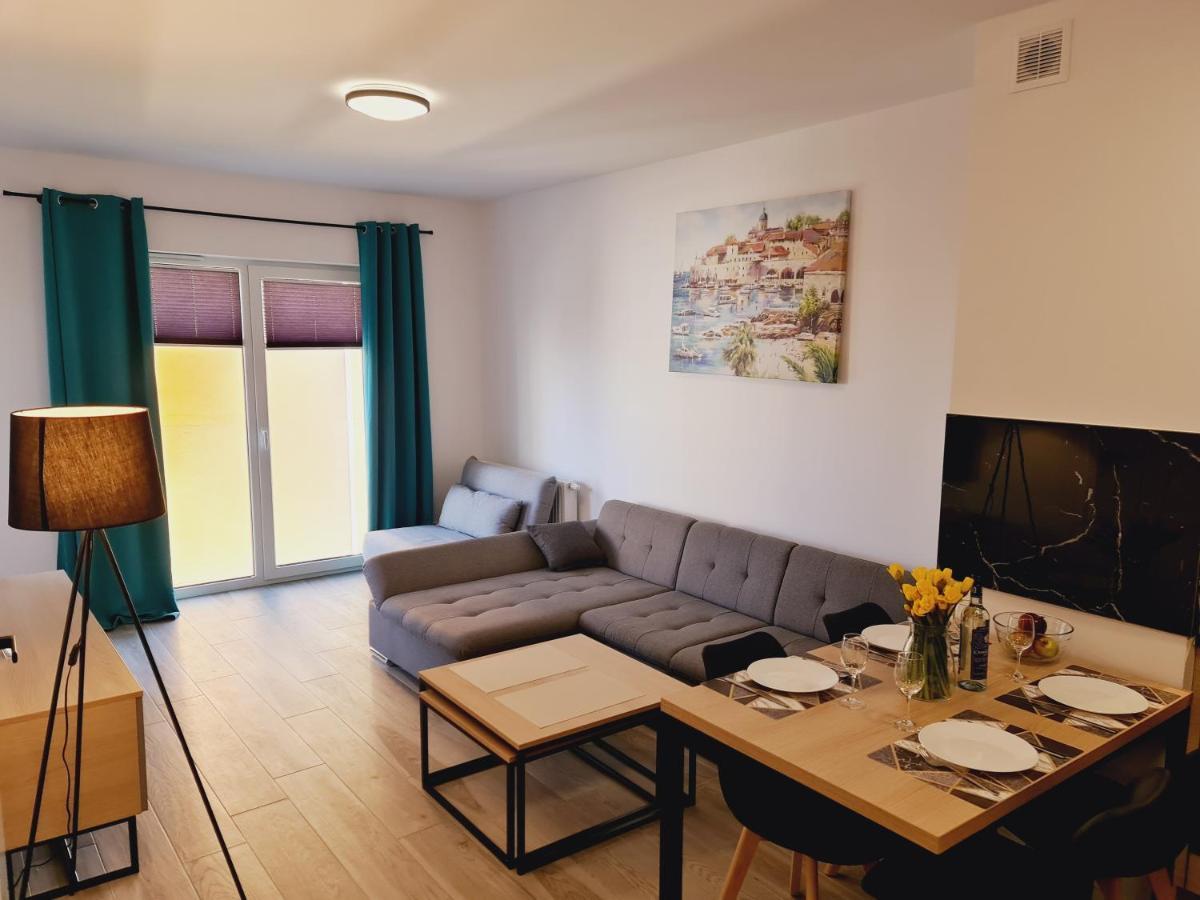 5D Apartamenty Fredry 2/36 코워브제크 외부 사진